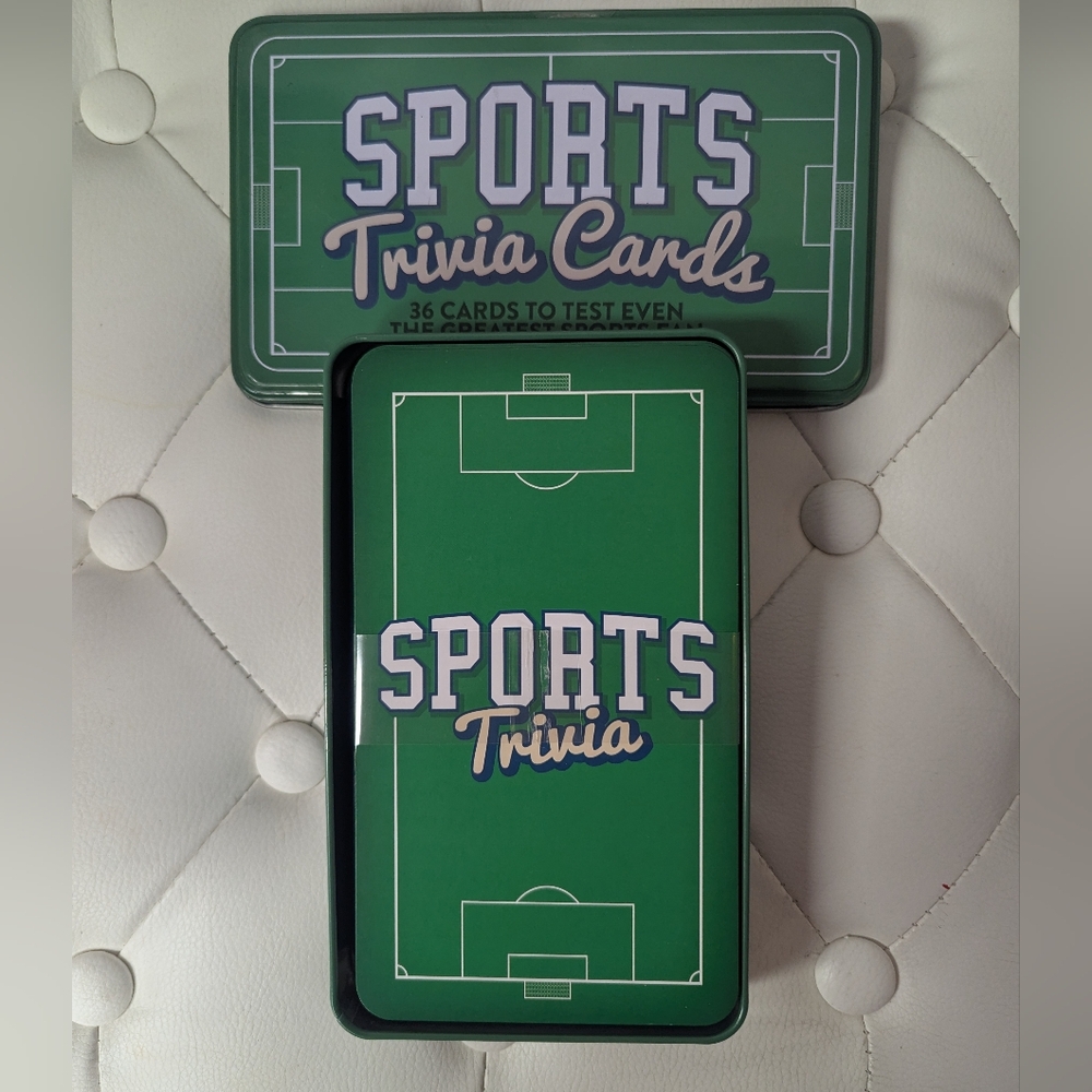 Eccolo Sports Trivia Cards - Green and White